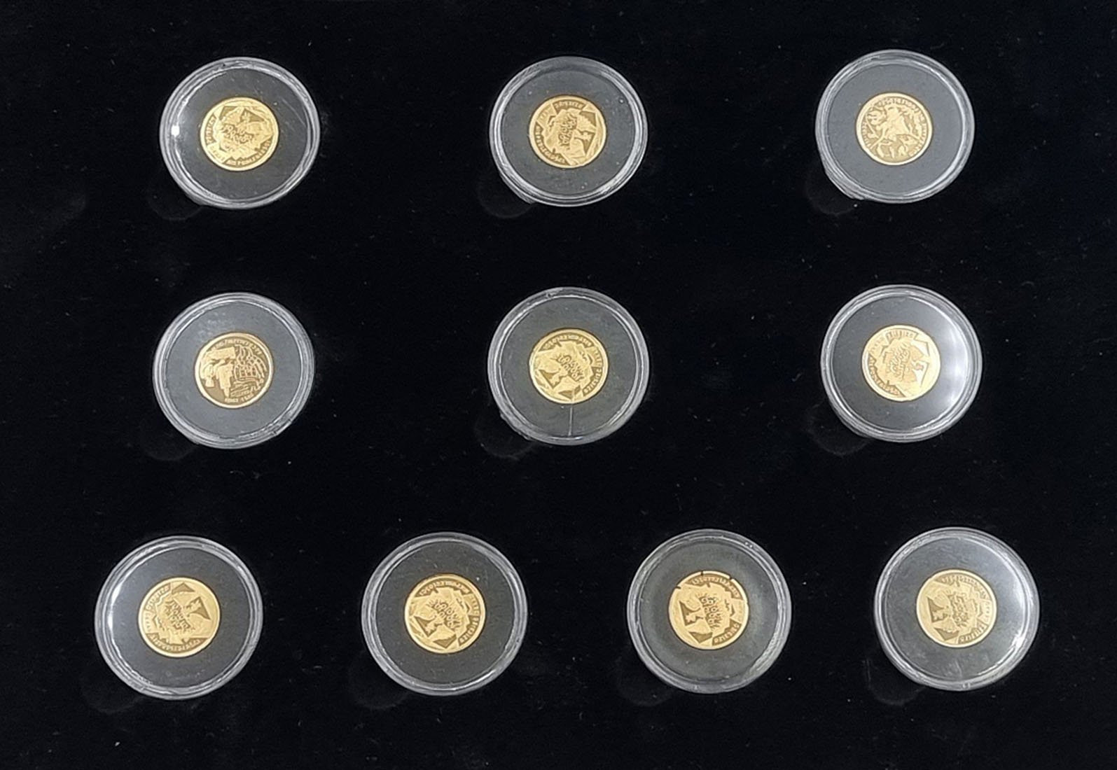 Zestaw ZŁOTYCH 10 medalików na 10 Dekad Niepodległości 2018-2020 - ZŁOTO
